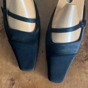 VÍA SPIGA Matte+Satin Silk leather covered MARY JANE mules in 8.5 Made in Italy